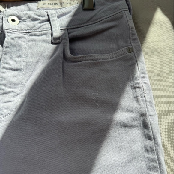 Pilcro cropped high-rise bootcut lavender jeans. Soft, stretchy, comfy. Size 28 - Picture 7 of 9